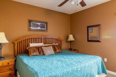 The Dean - Relaxing Condo With Pools Pigeon Forge Eksteriør bilde